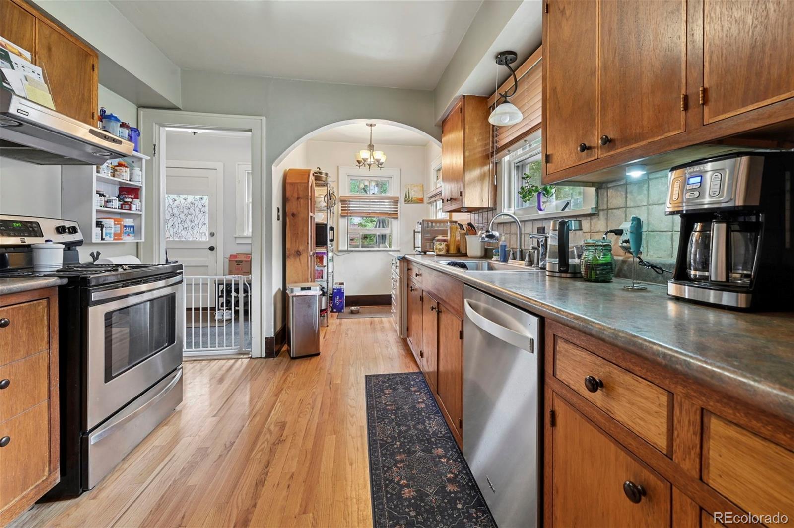 MLS Image #8 for 2408 n nevada avenue,colorado springs, Colorado