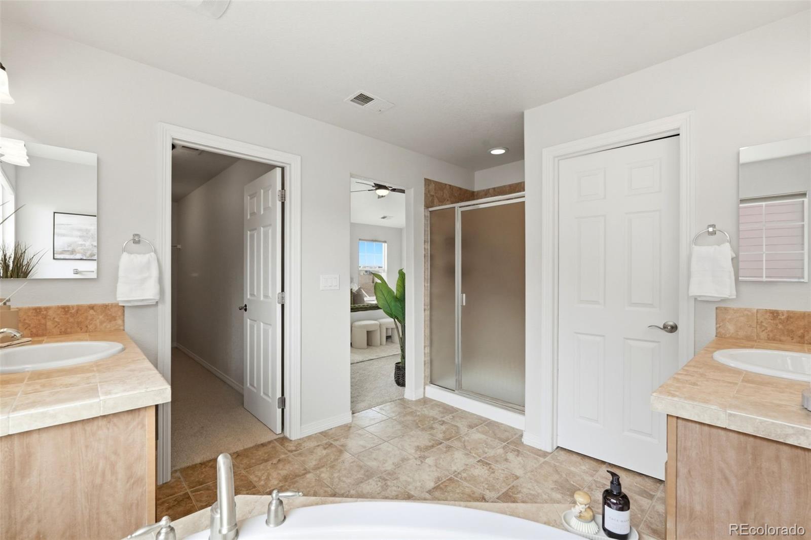 MLS Image #27 for 6483 s irvington way,aurora, Colorado