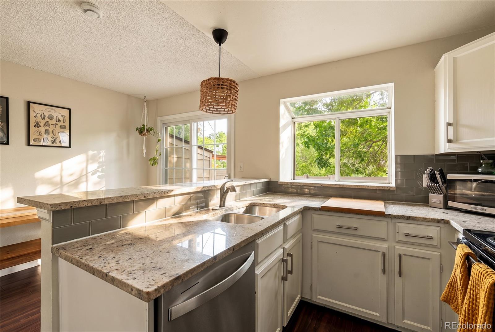 MLS Image #8 for 9673 w chatfield avenue,littleton, Colorado