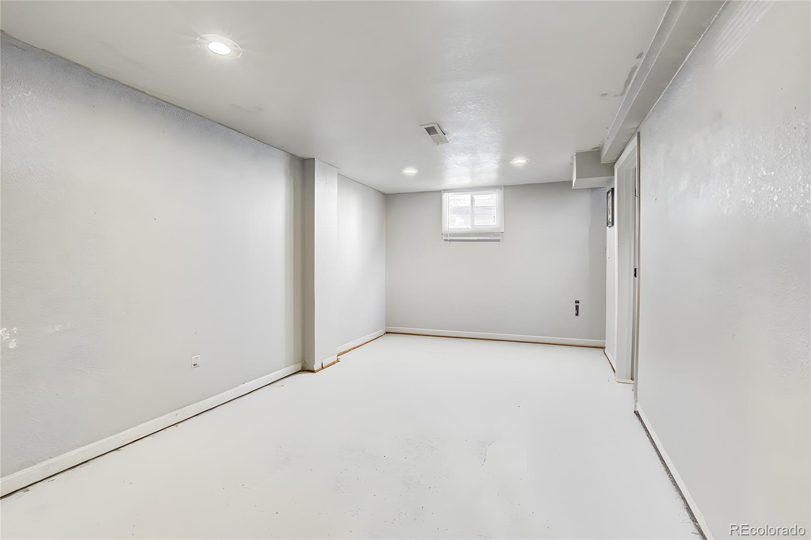 MLS Image #11 for 4685 w gill place,denver, Colorado