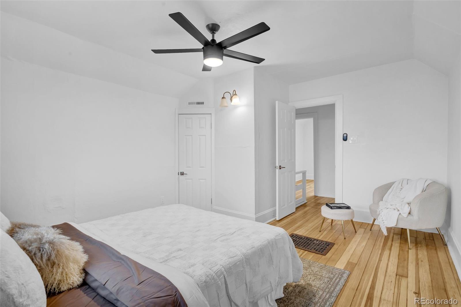 MLS Image #14 for 4842  bryant street,denver, Colorado
