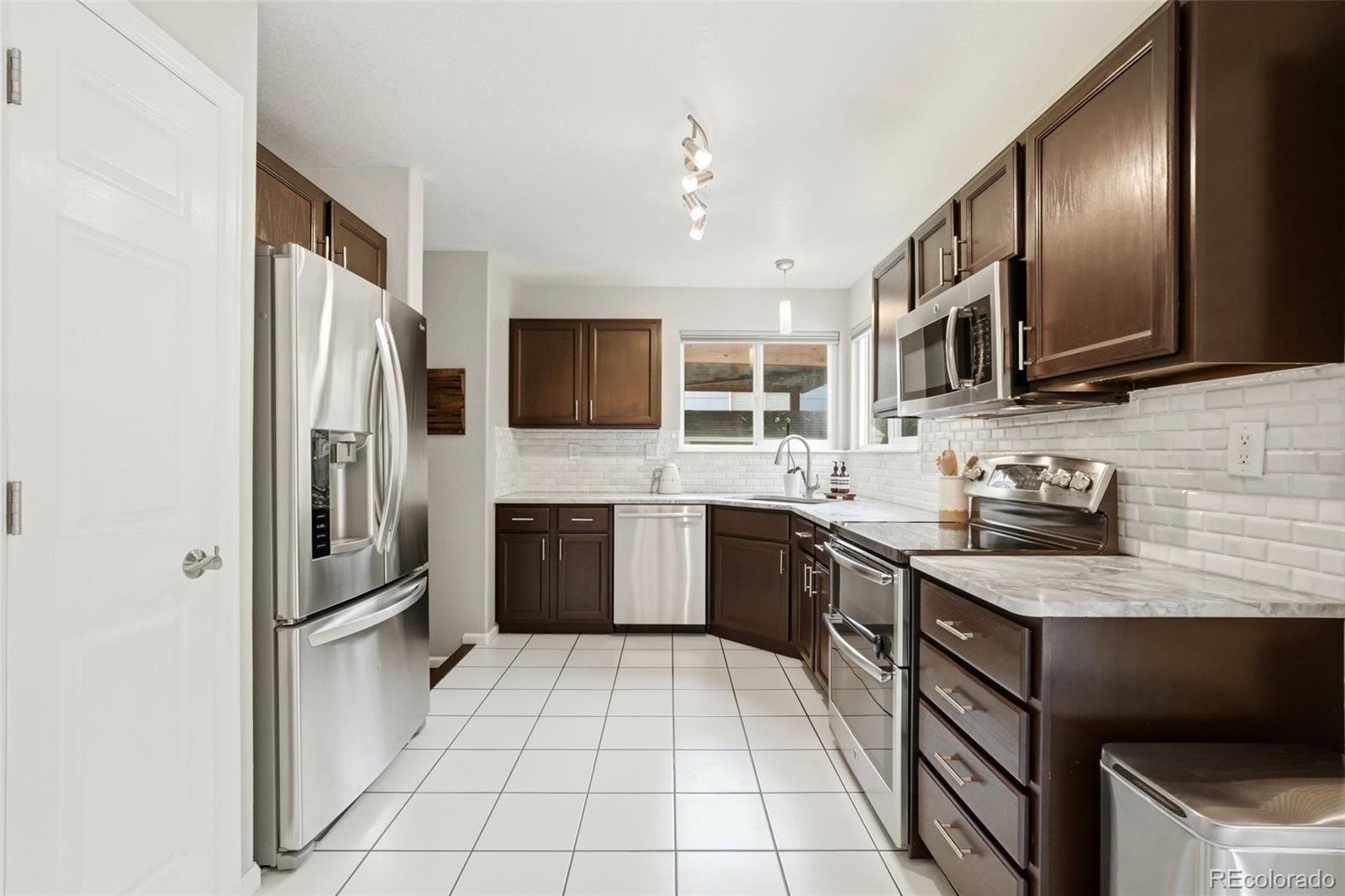 MLS Image #13 for 364  willowick circle,littleton, Colorado