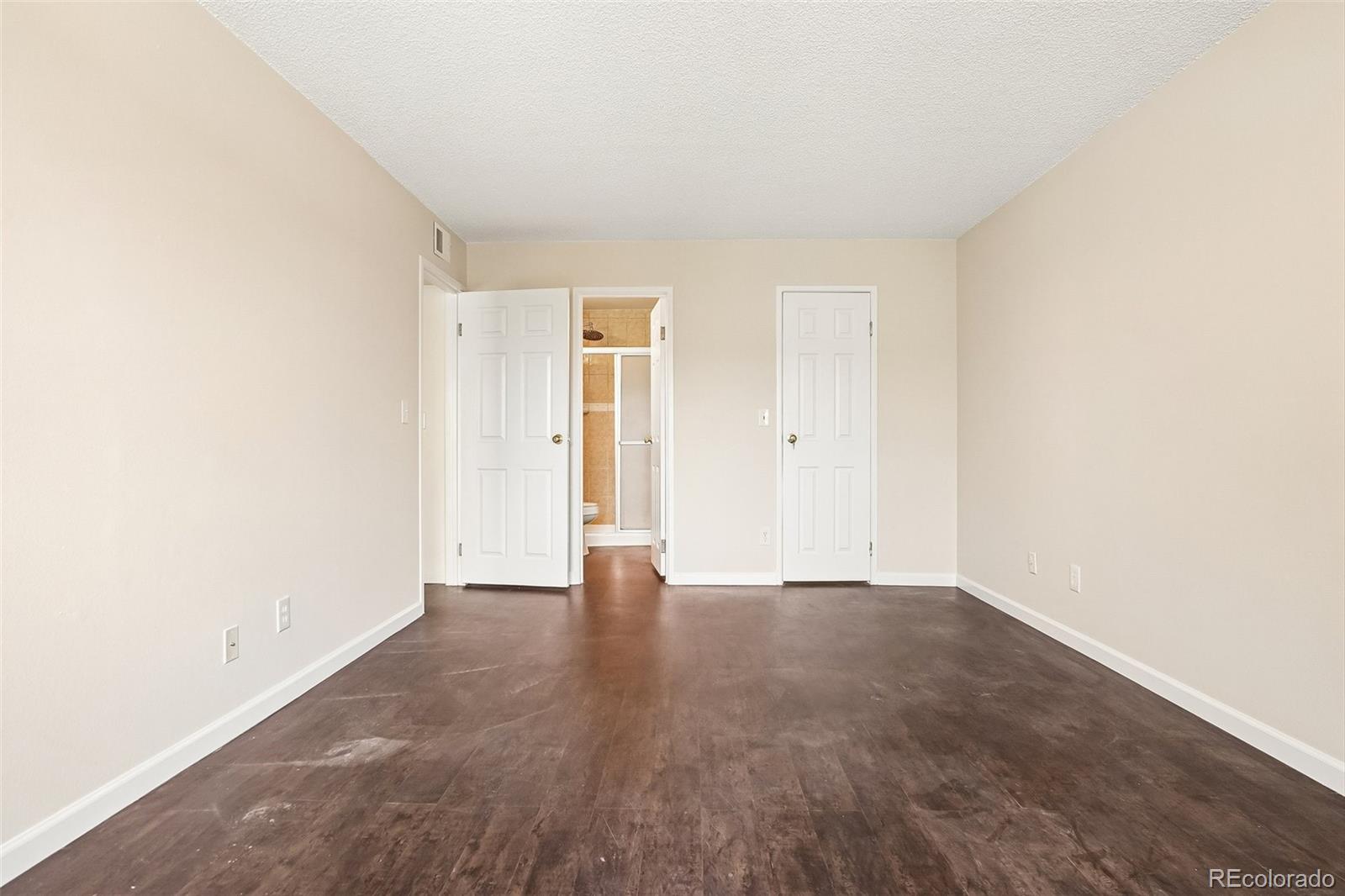 MLS Image #17 for 921 s walden street,aurora, Colorado