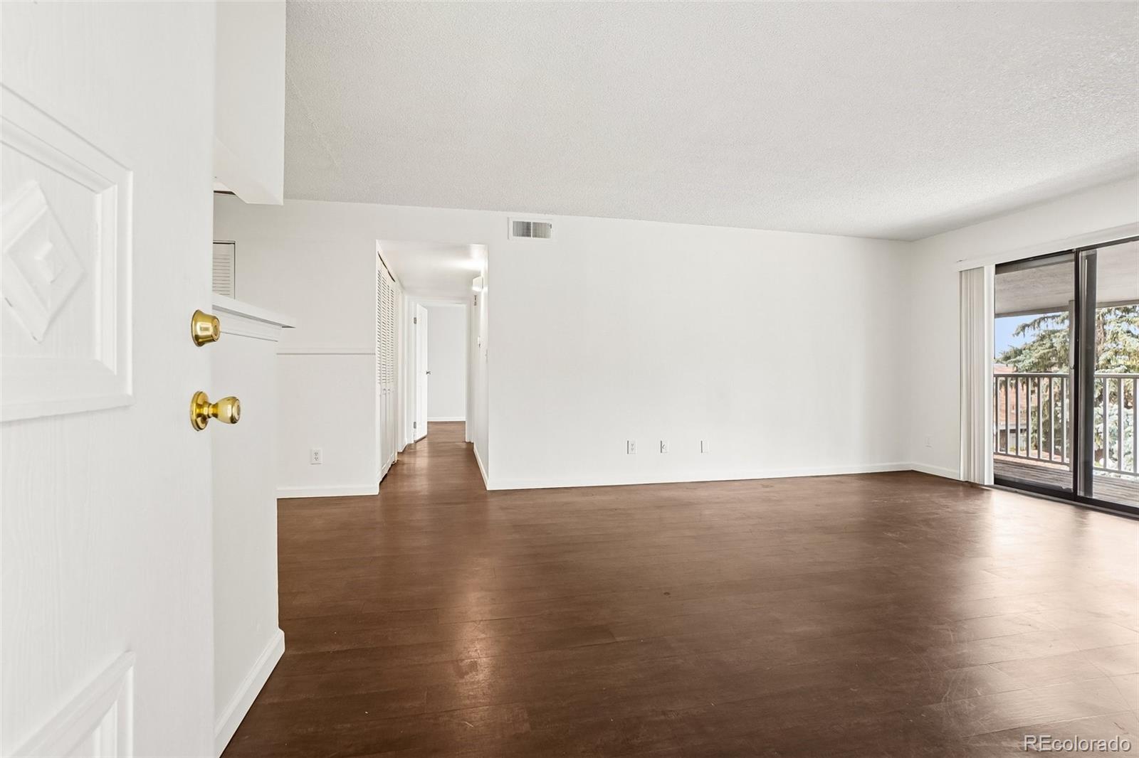 MLS Image #2 for 921 s walden street,aurora, Colorado