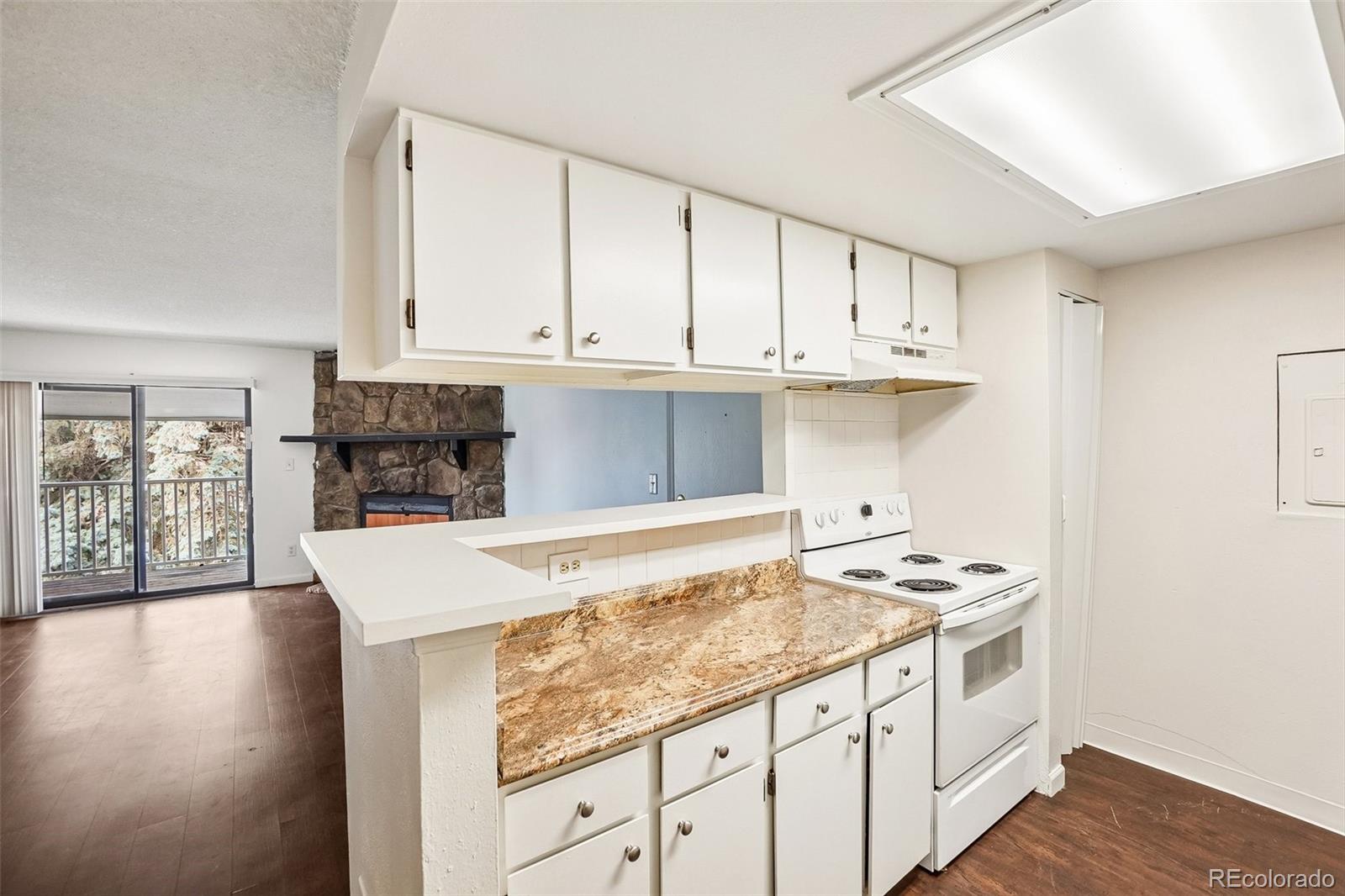 MLS Image #9 for 921 s walden street,aurora, Colorado