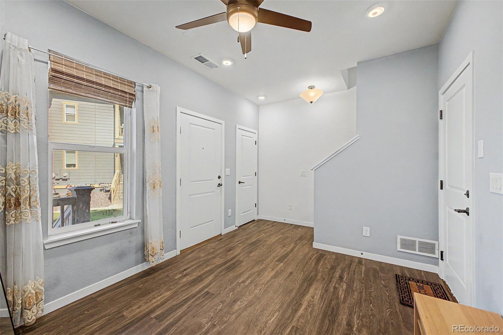 MLS Image #4 for 566 w amherst avenue,englewood, Colorado