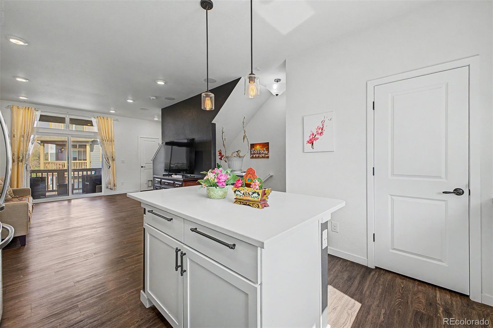 MLS Image #9 for 566 w amherst avenue,englewood, Colorado