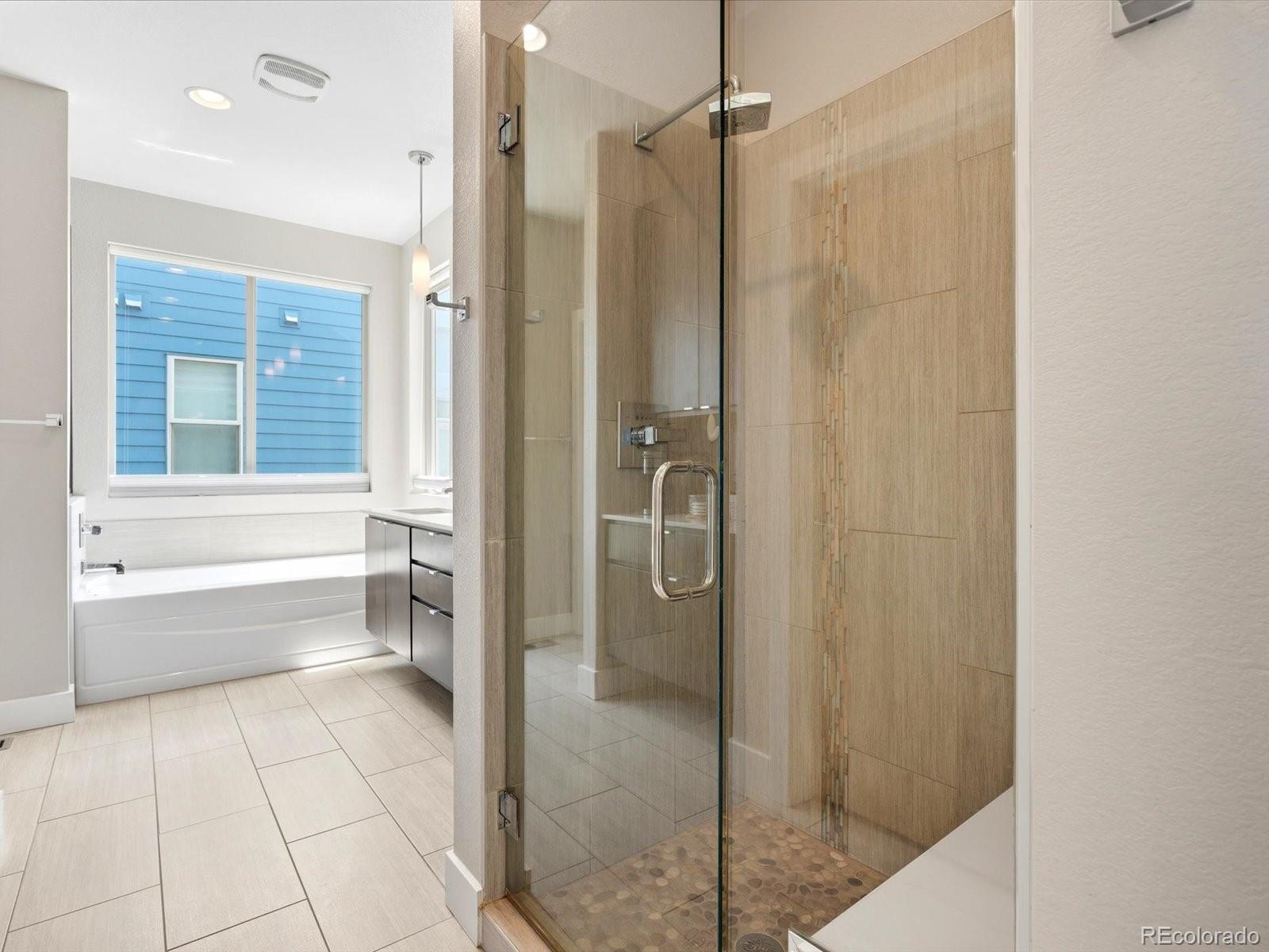 MLS Image #20 for 8431 e 33rd avenue ,denver, Colorado