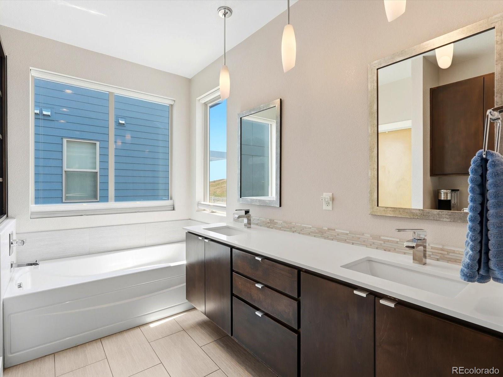 MLS Image #22 for 8431 e 33rd avenue ,denver, Colorado