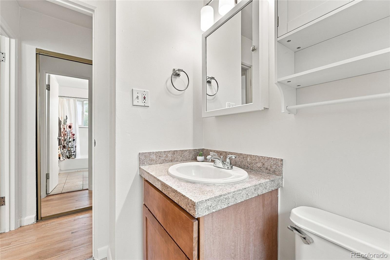 MLS Image #14 for 1056 n marion street,denver, Colorado
