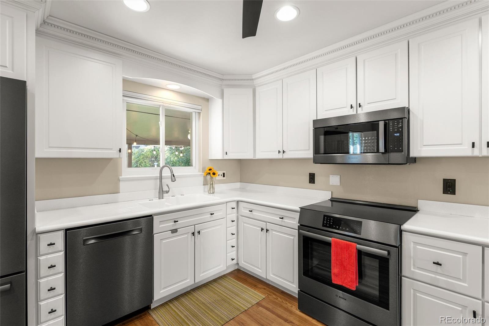 MLS Image #10 for 2409 s leyden street,denver, Colorado