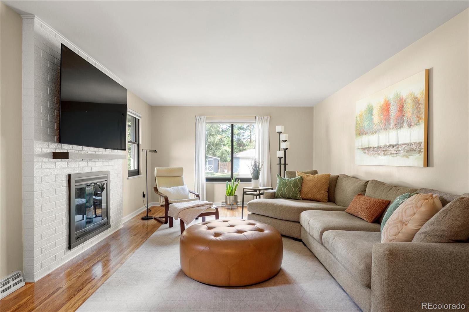 MLS Image #5 for 2409 s leyden street,denver, Colorado