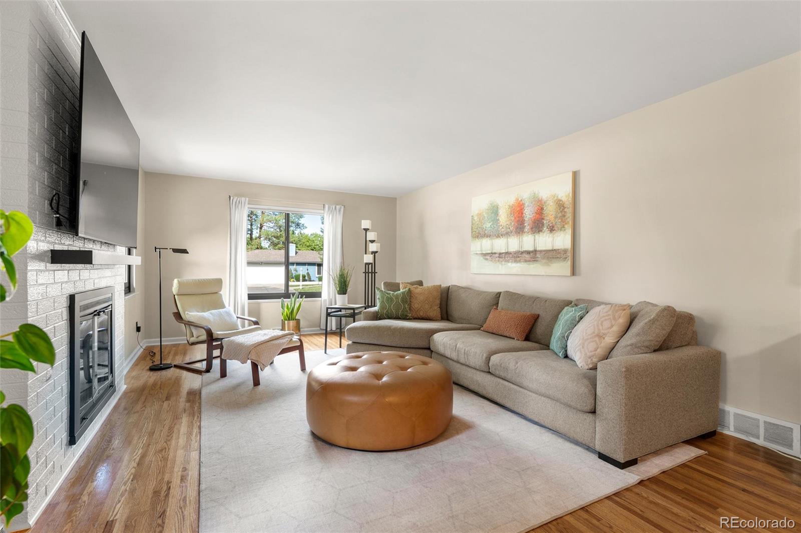 MLS Image #6 for 2409 s leyden street,denver, Colorado