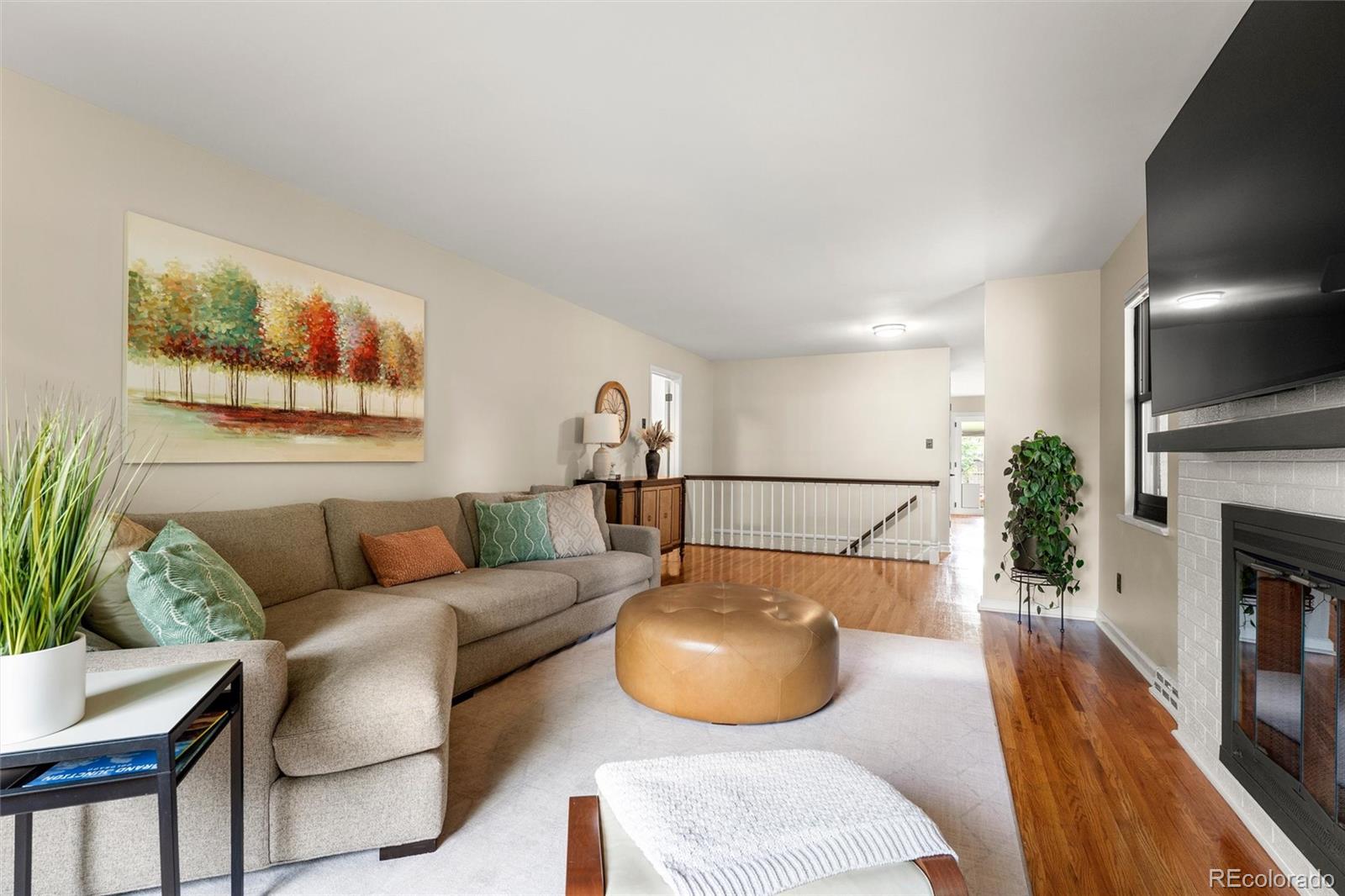 MLS Image #7 for 2409 s leyden street,denver, Colorado
