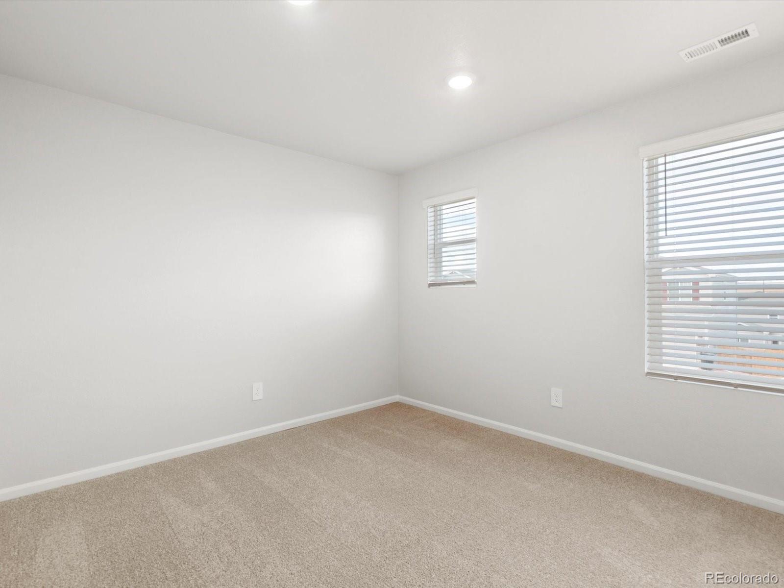 MLS Image #13 for 512  97th avenue,greeley, Colorado