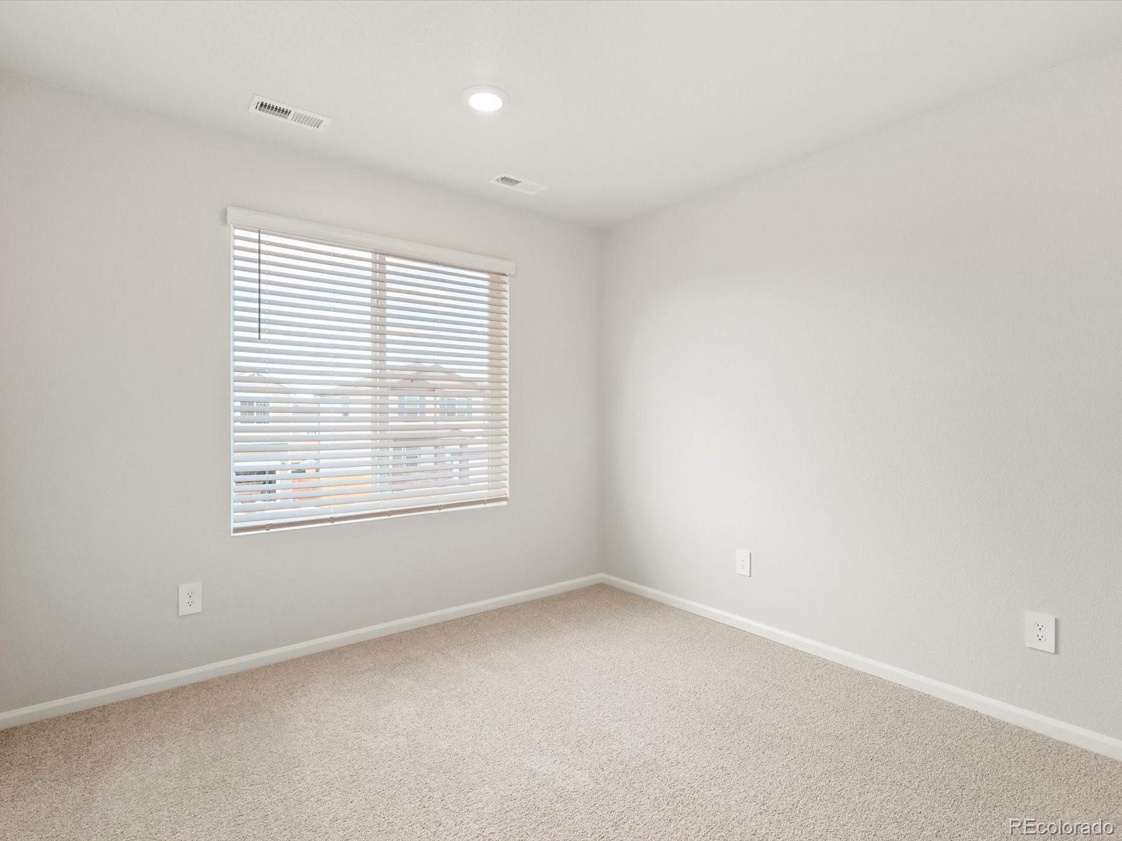 MLS Image #14 for 512  97th avenue,greeley, Colorado