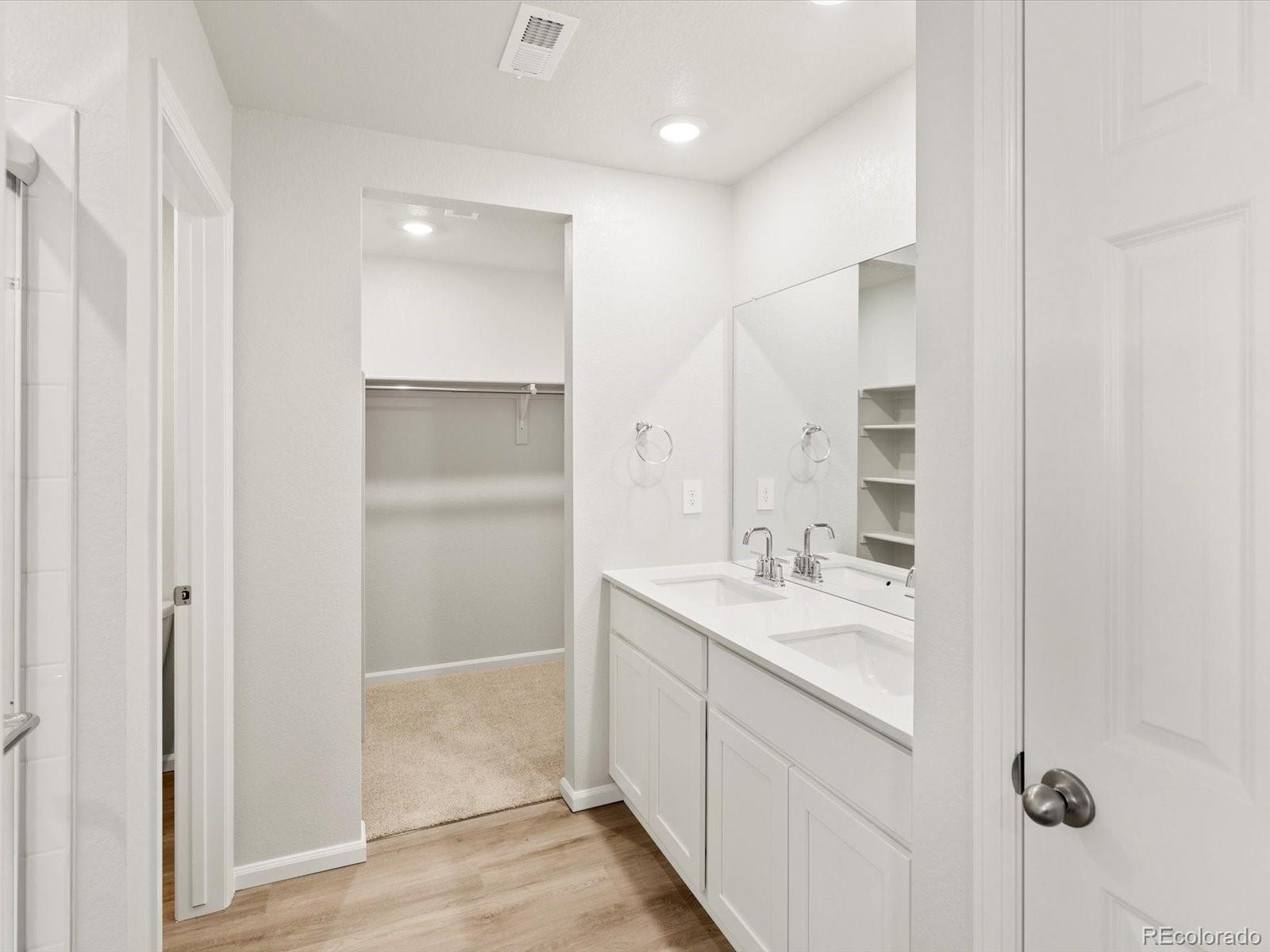 MLS Image #19 for 512  97th avenue,greeley, Colorado