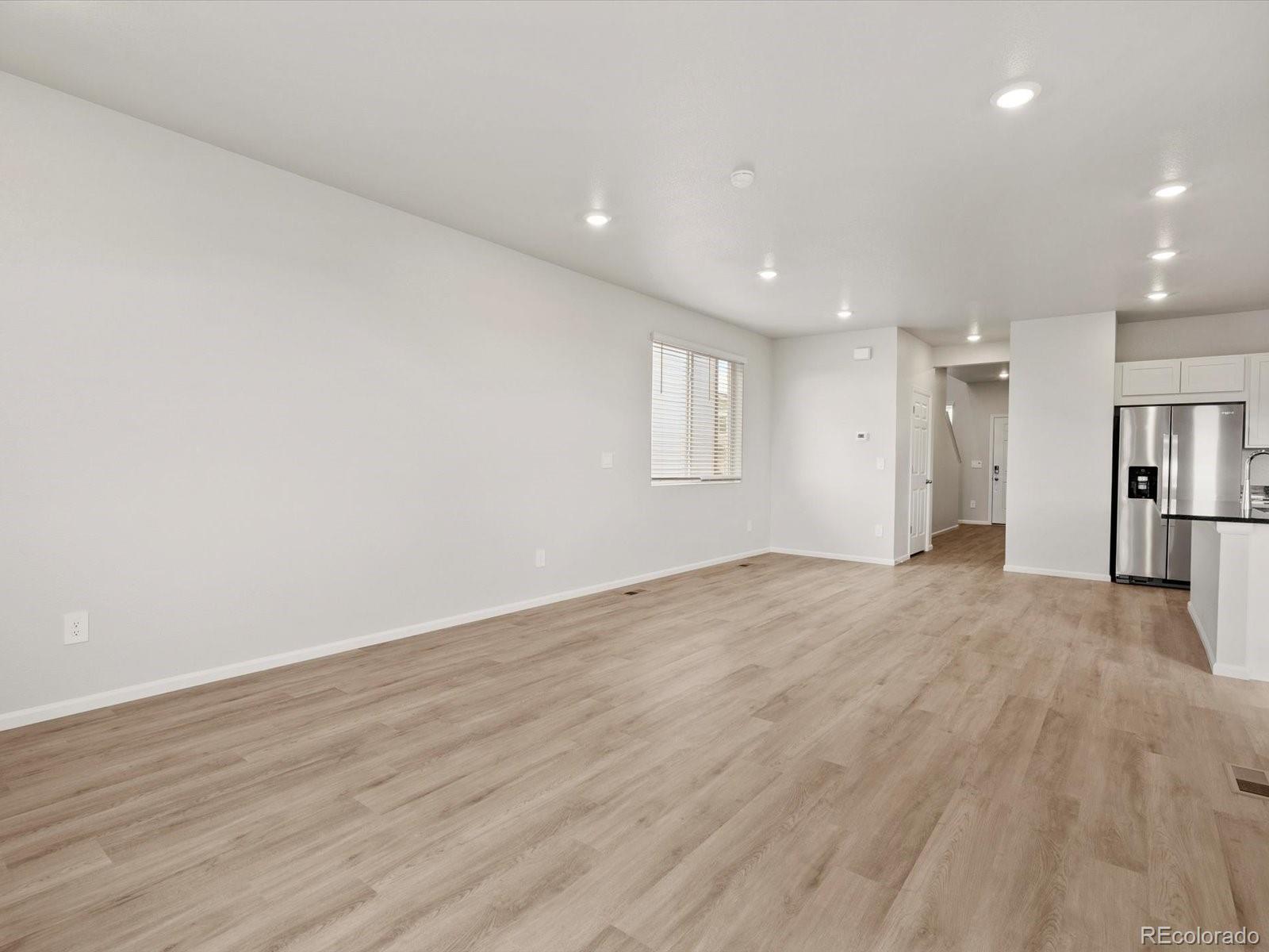 MLS Image #3 for 512  97th avenue,greeley, Colorado