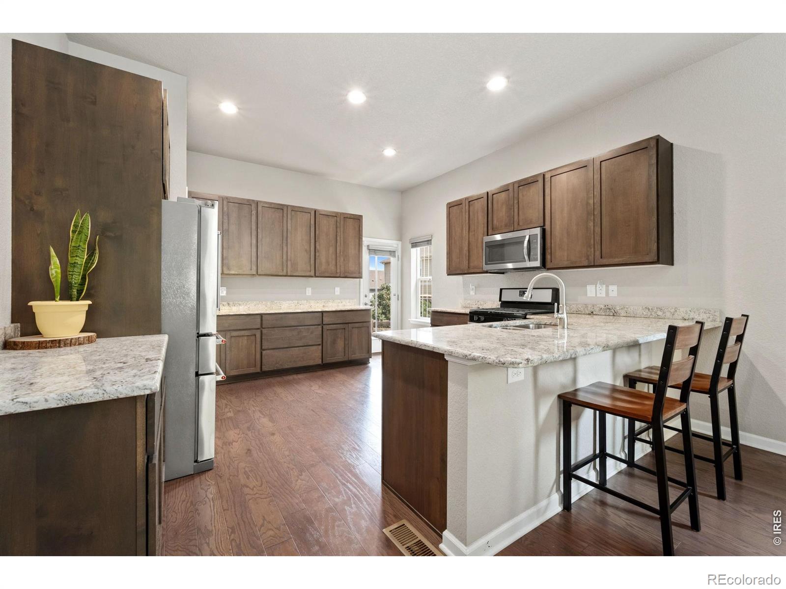 MLS Image #6 for 552  newton drive,loveland, Colorado