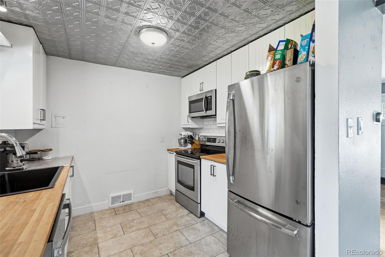 MLS Image #15 for 4890 e arizona avenue,denver, Colorado