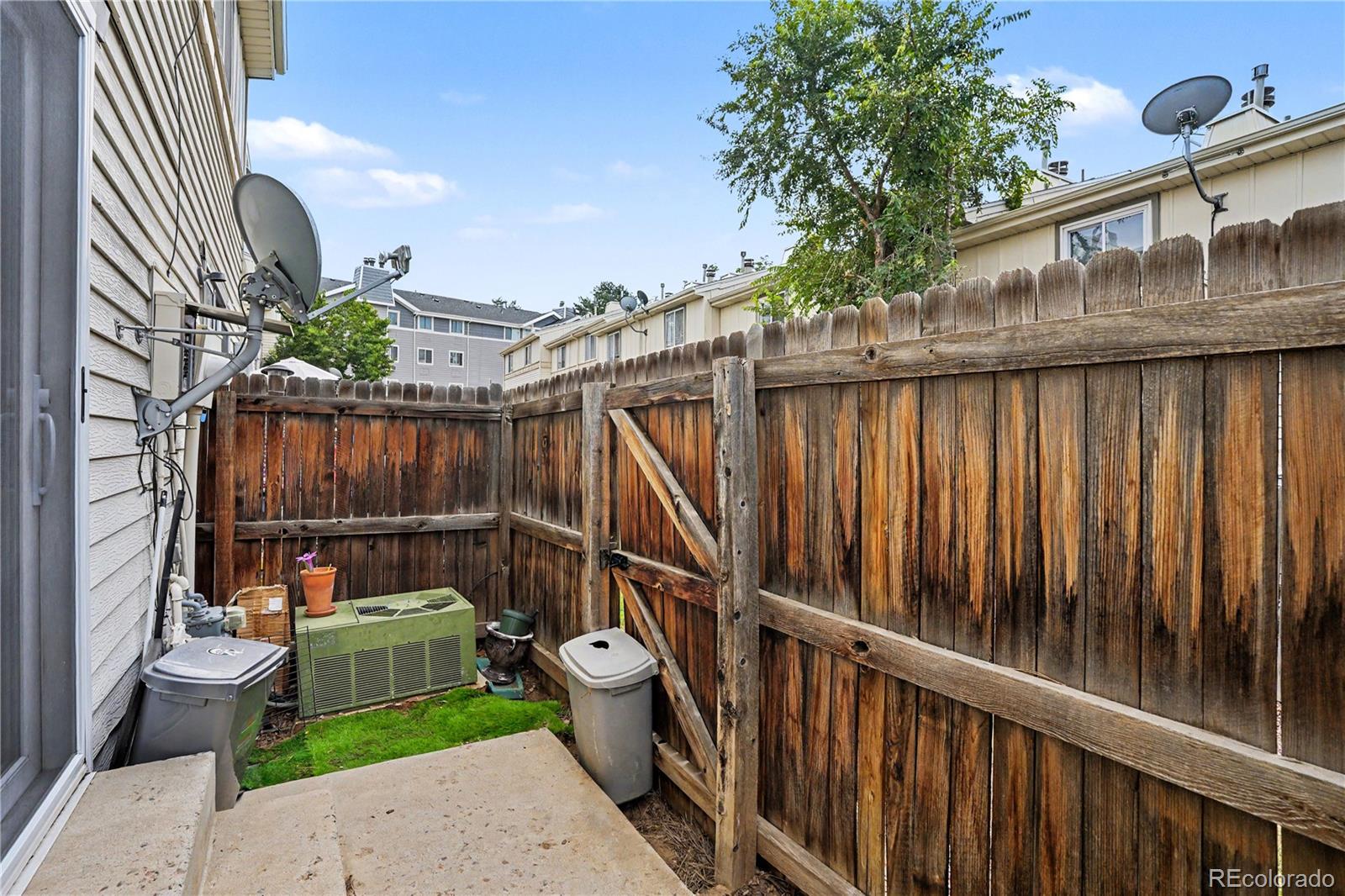MLS Image #16 for 17648 e loyola drive,aurora, Colorado