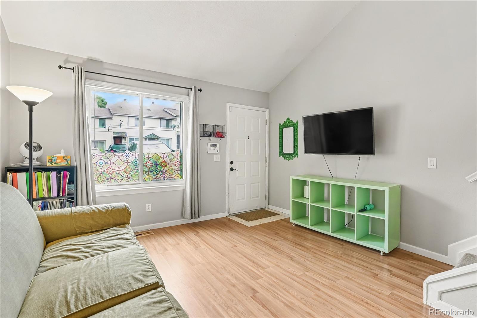 MLS Image #3 for 17648 e loyola drive,aurora, Colorado
