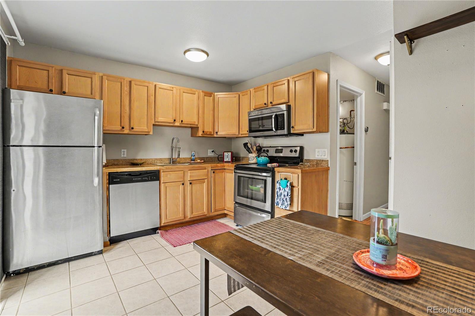 MLS Image #7 for 17648 e loyola drive,aurora, Colorado