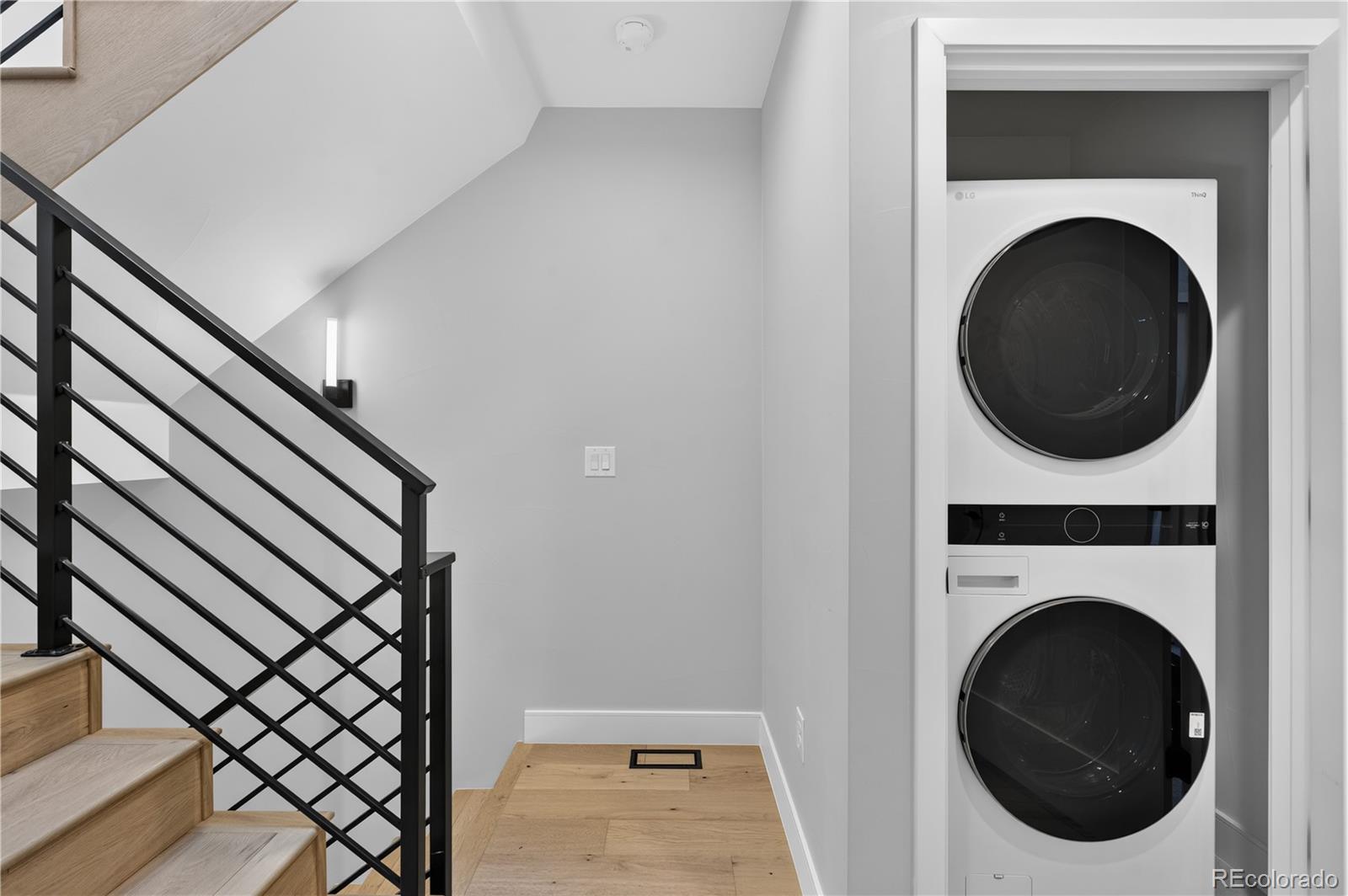MLS Image #20 for 2330 n eliot street,denver, Colorado
