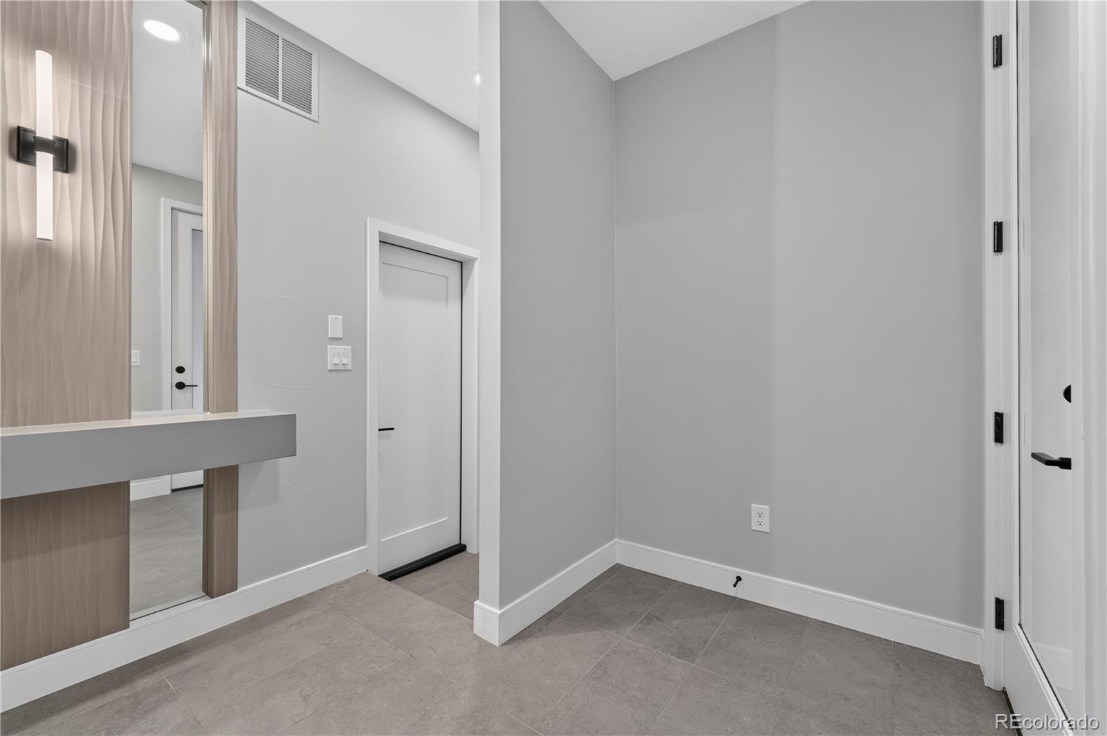 MLS Image #3 for 2330 n eliot street,denver, Colorado