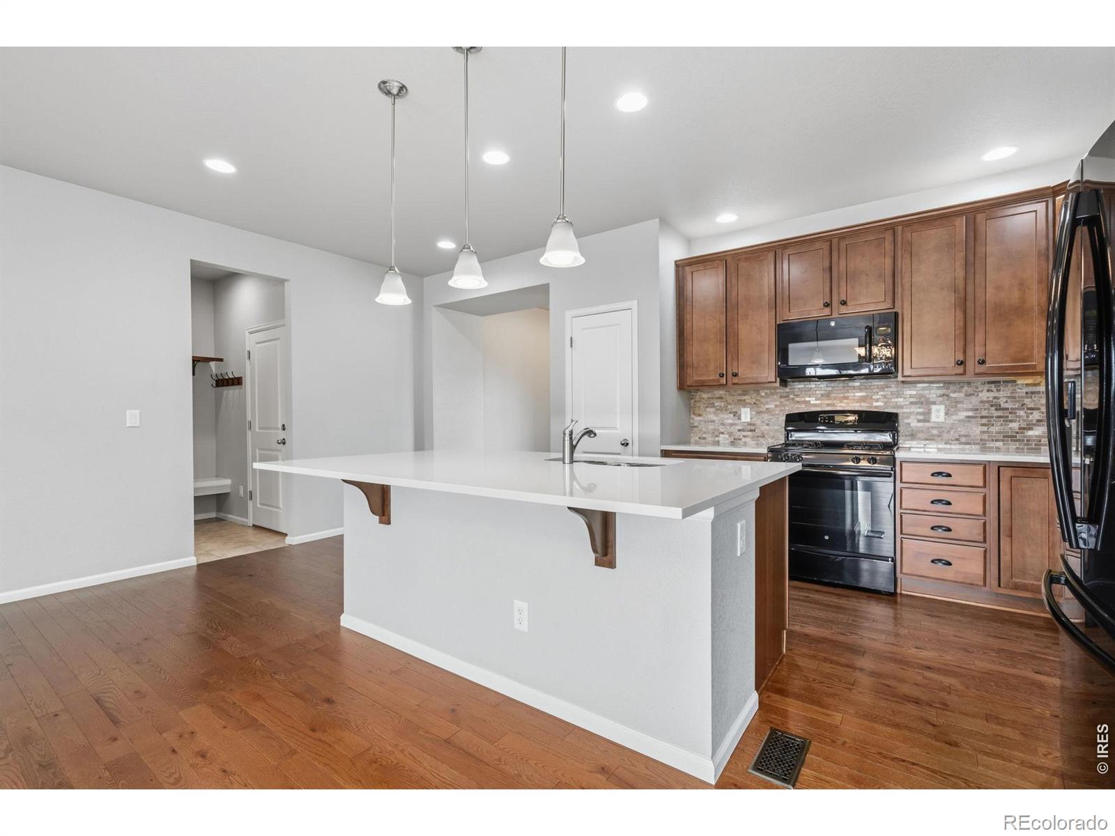 MLS Image #9 for 1880  los cabos drive,windsor, Colorado