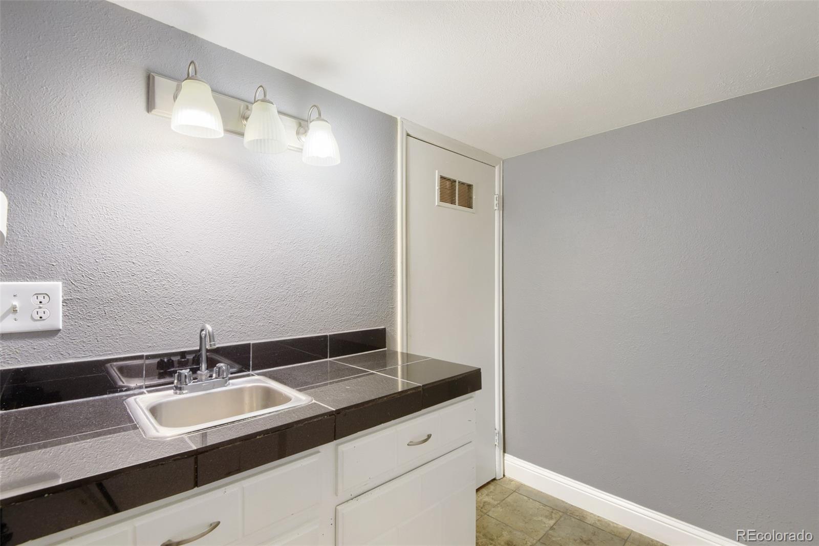 MLS Image #18 for 6466 e mississippi avenue ,denver, Colorado