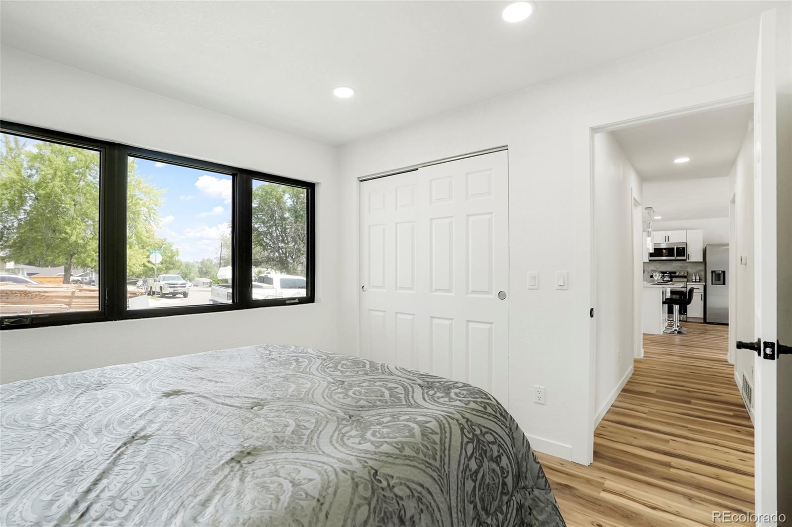 MLS Image #13 for 820  bronco road,denver, Colorado