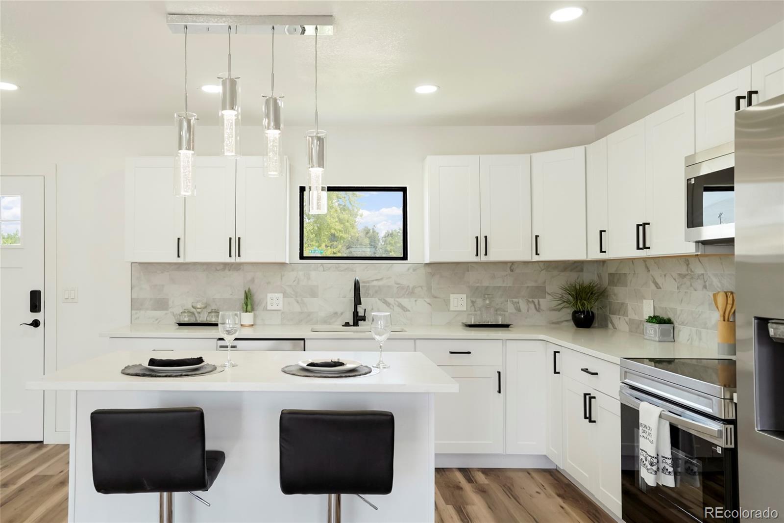 MLS Image #6 for 820  bronco road,denver, Colorado