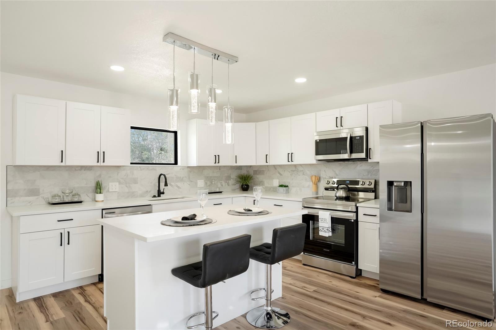 MLS Image #7 for 820  bronco road,denver, Colorado
