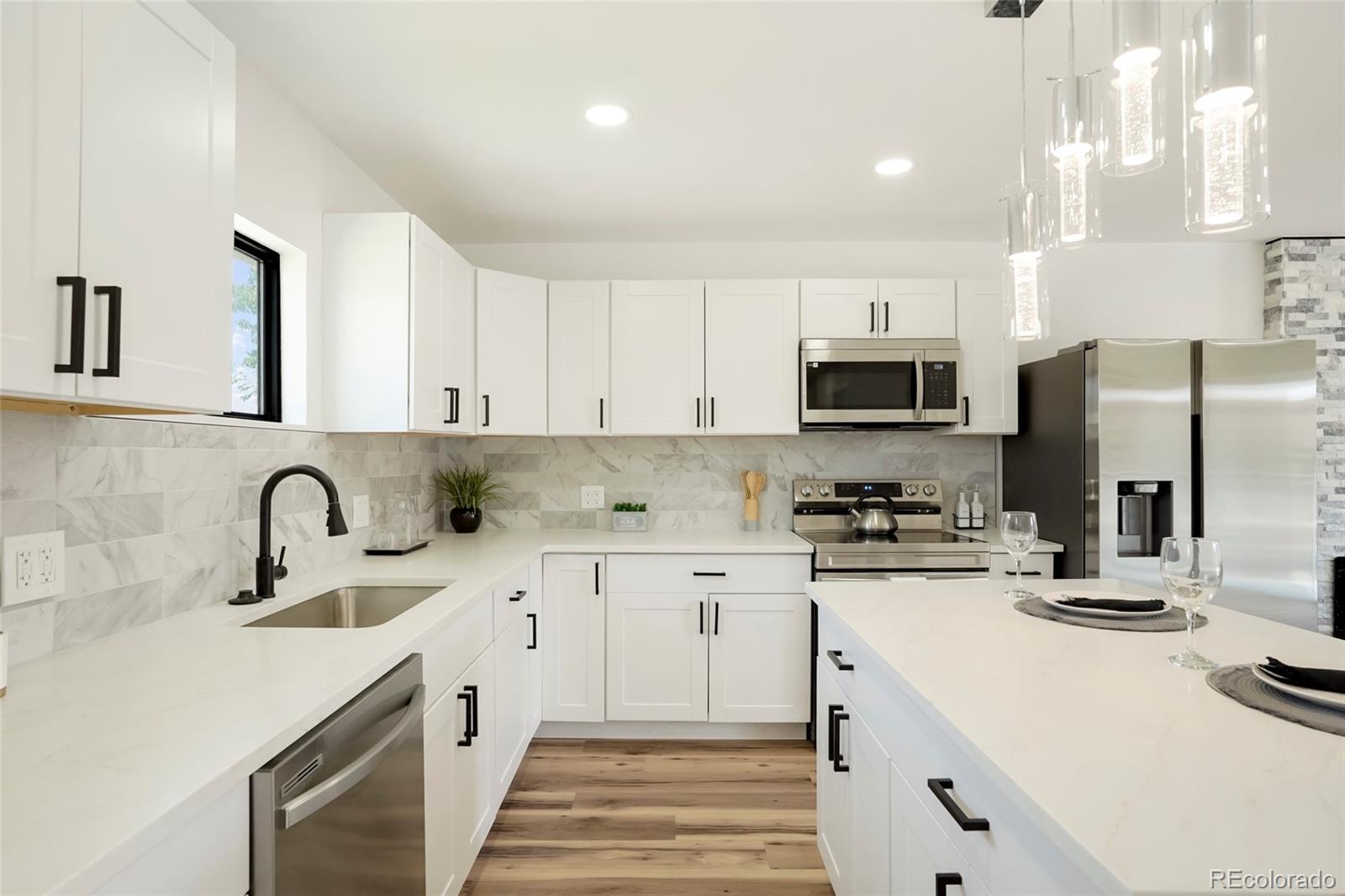 MLS Image #8 for 820  bronco road,denver, Colorado
