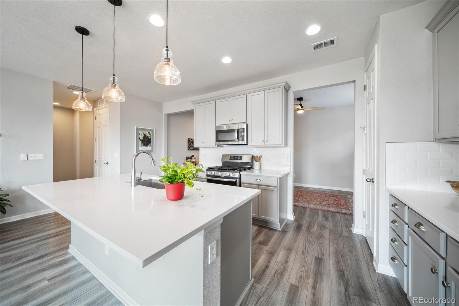 MLS Image #5 for 9913  truckee street,commerce city, Colorado