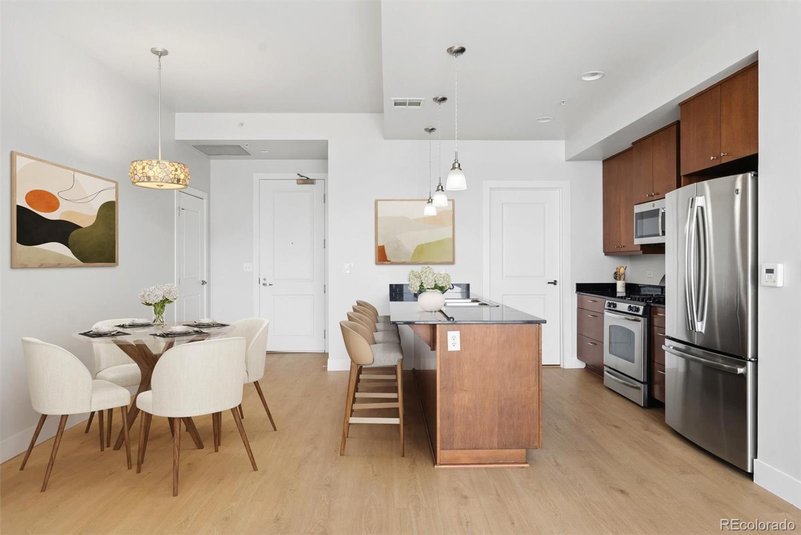 MLS Image #4 for 2001  lincoln street 2020,denver, Colorado
