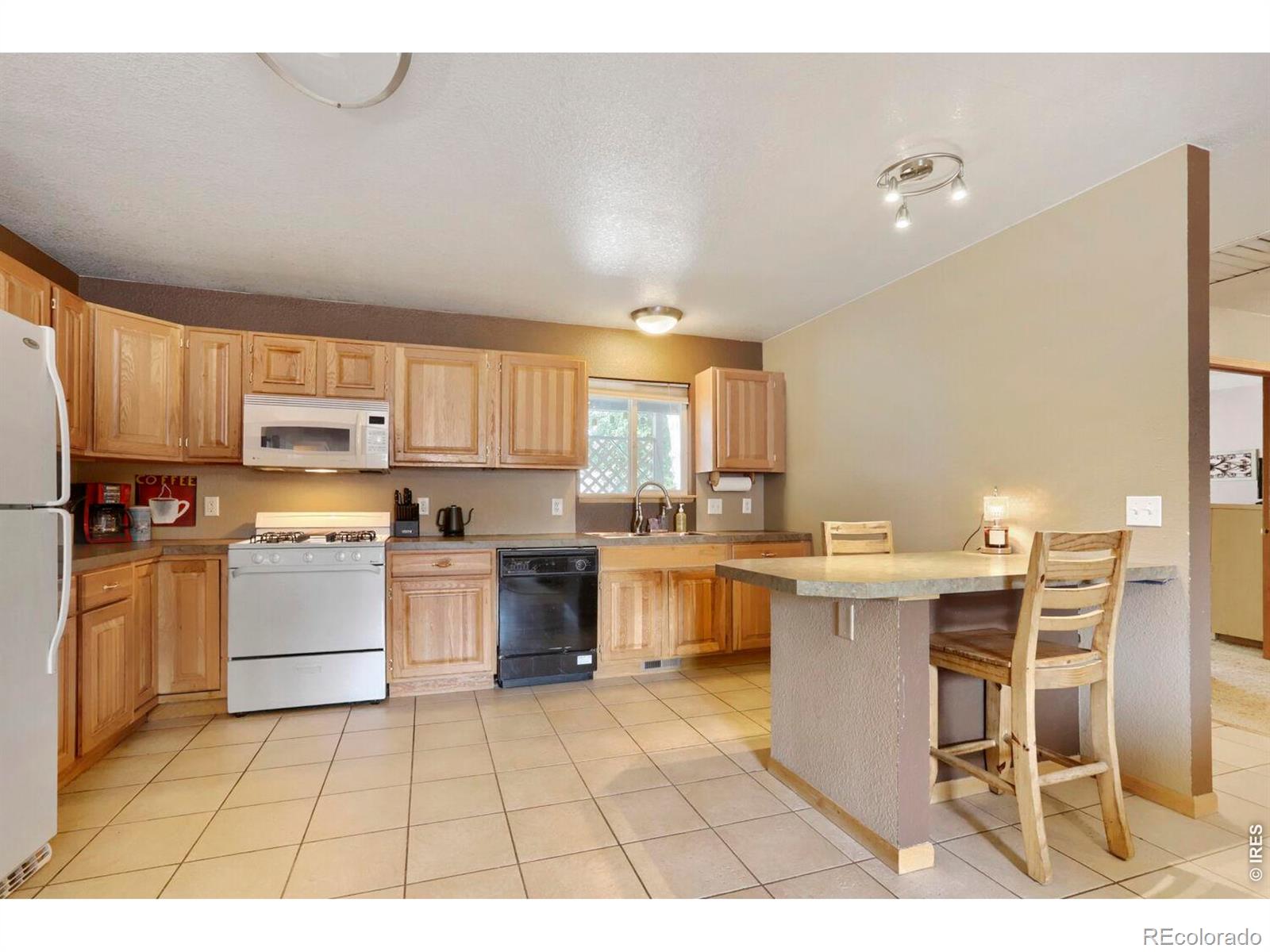 MLS Image #11 for 780  zircon avenue,loveland, Colorado