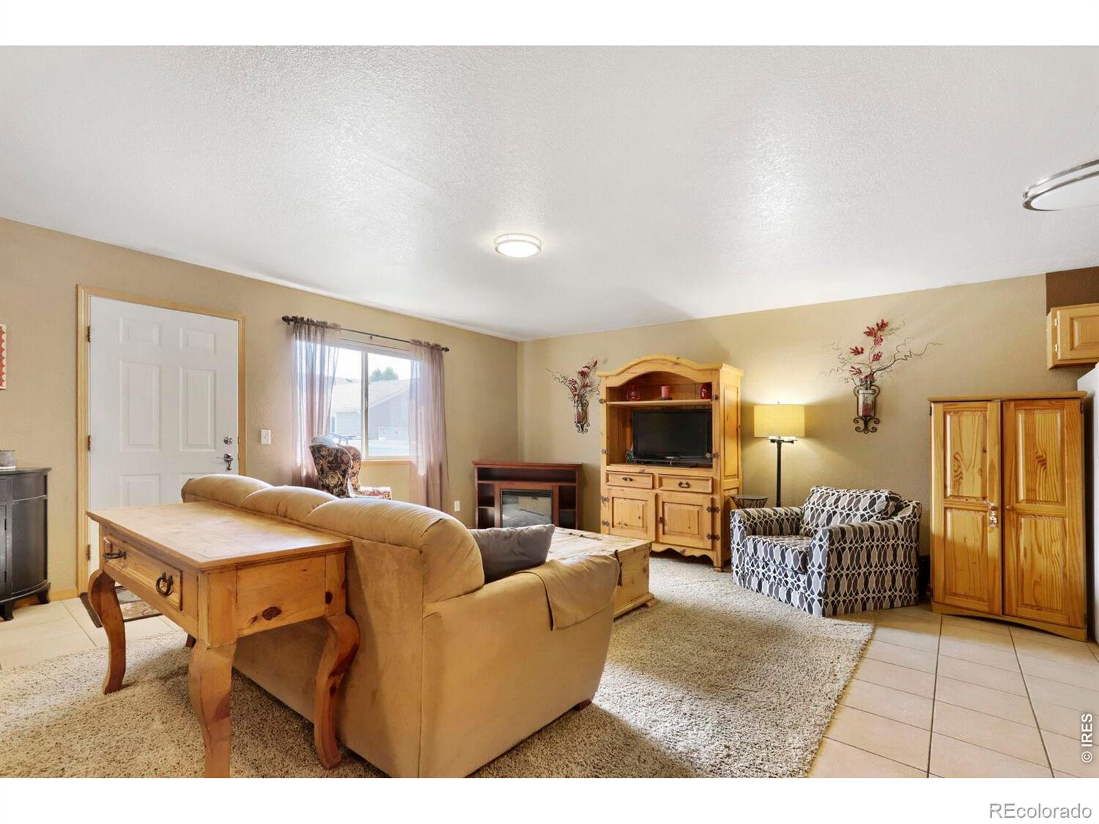 MLS Image #7 for 780  zircon avenue,loveland, Colorado
