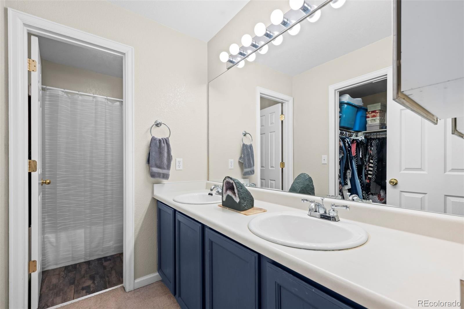 MLS Image #4 for 1303 s danube way,aurora, Colorado