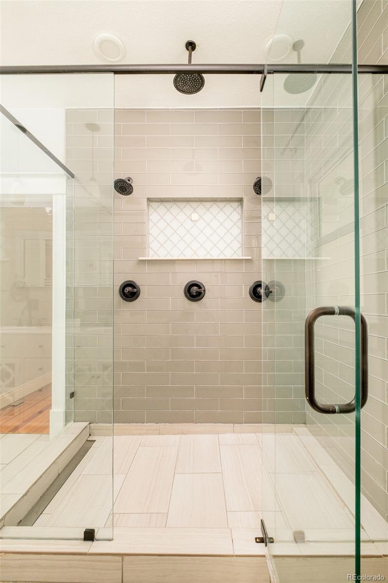 MLS Image #11 for 3068 w 38th avenue,denver, Colorado