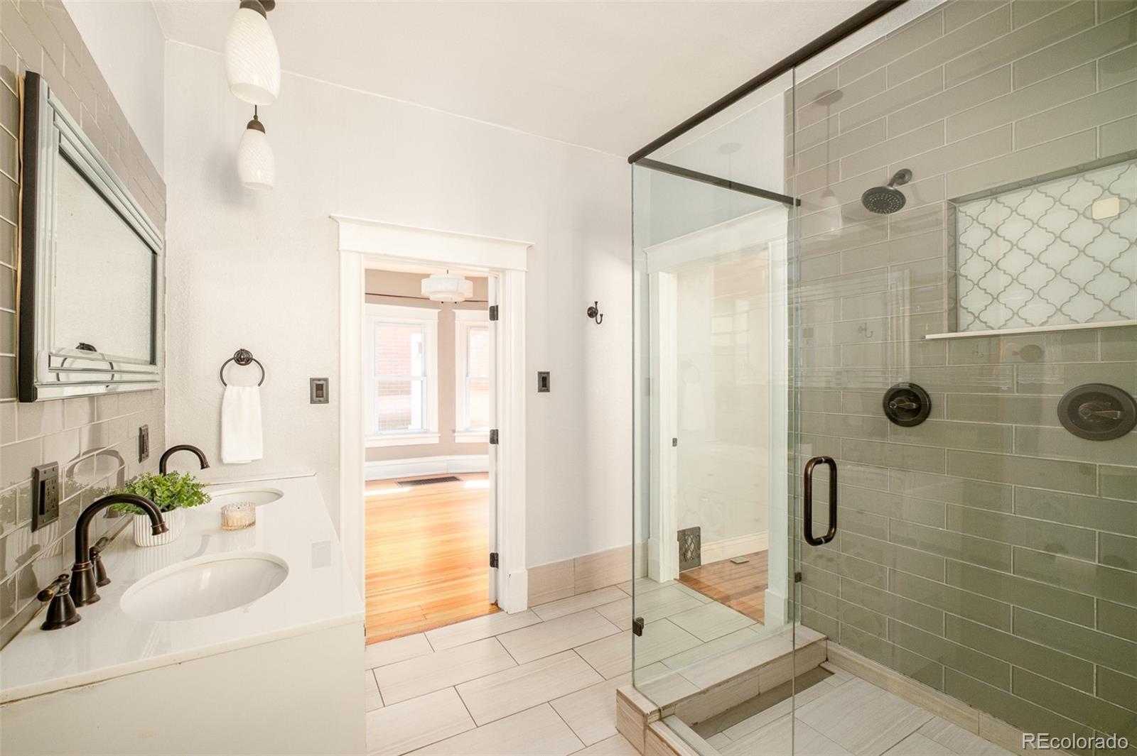 MLS Image #13 for 3068 w 38th avenue,denver, Colorado