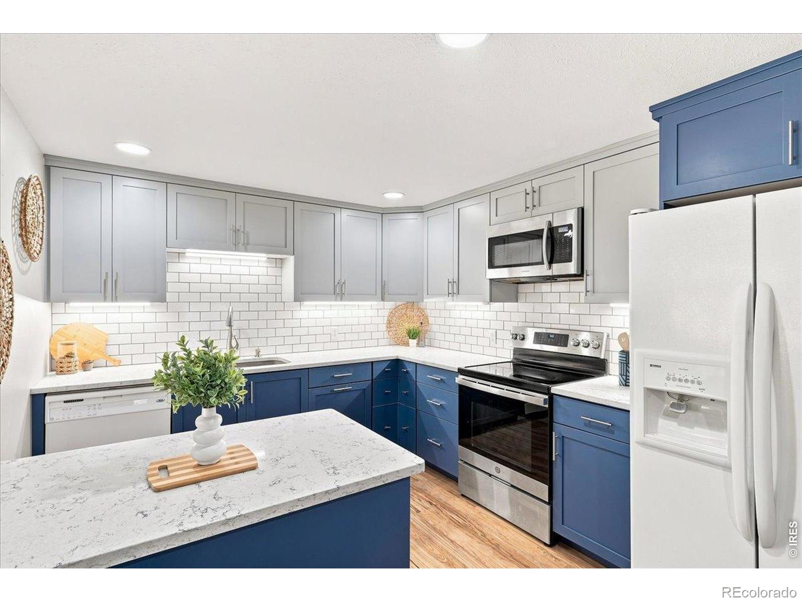 MLS Image #7 for 1226  linden street,longmont, Colorado