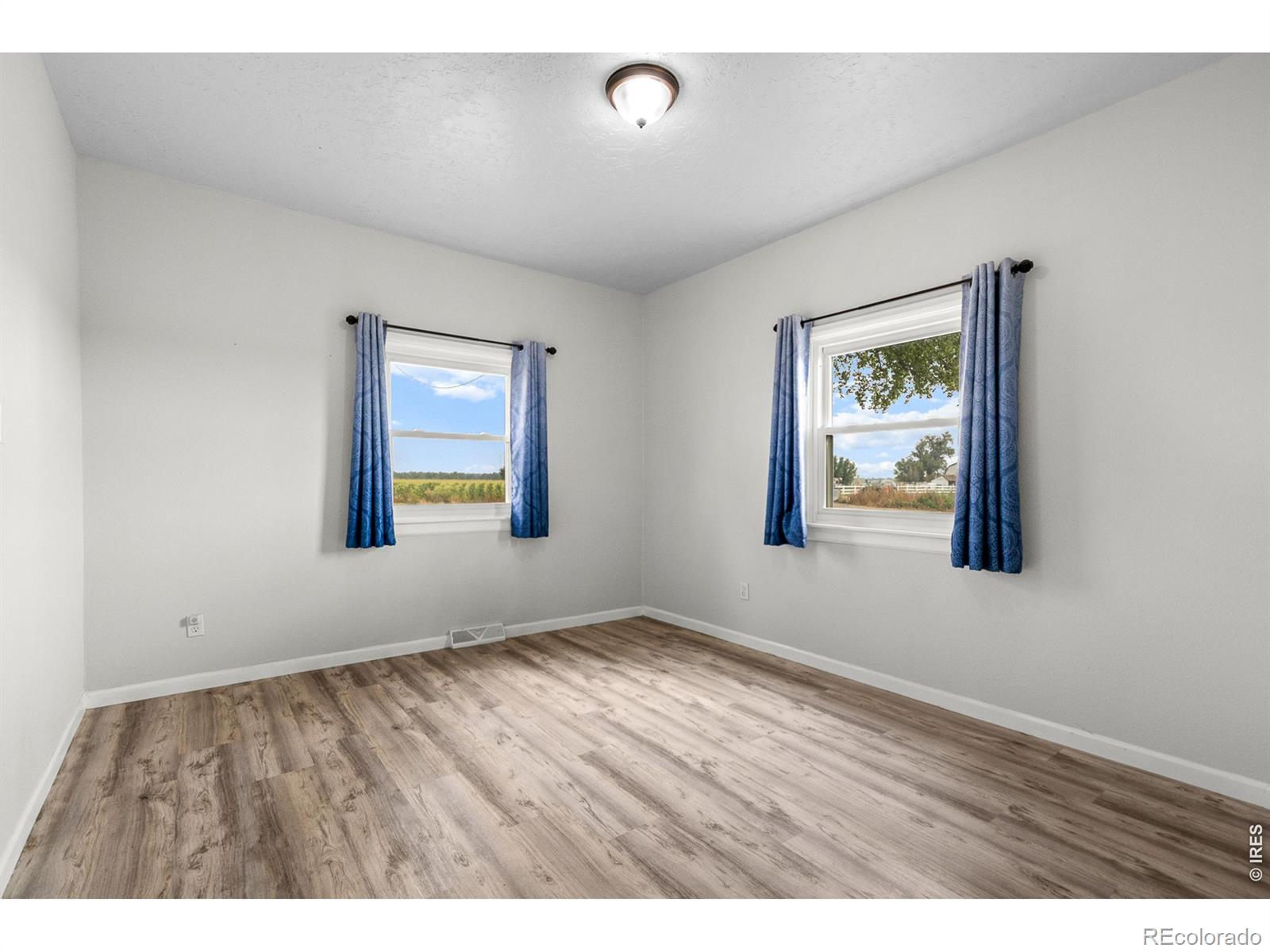 MLS Image #14 for 16524  county road 394 ,la salle, Colorado