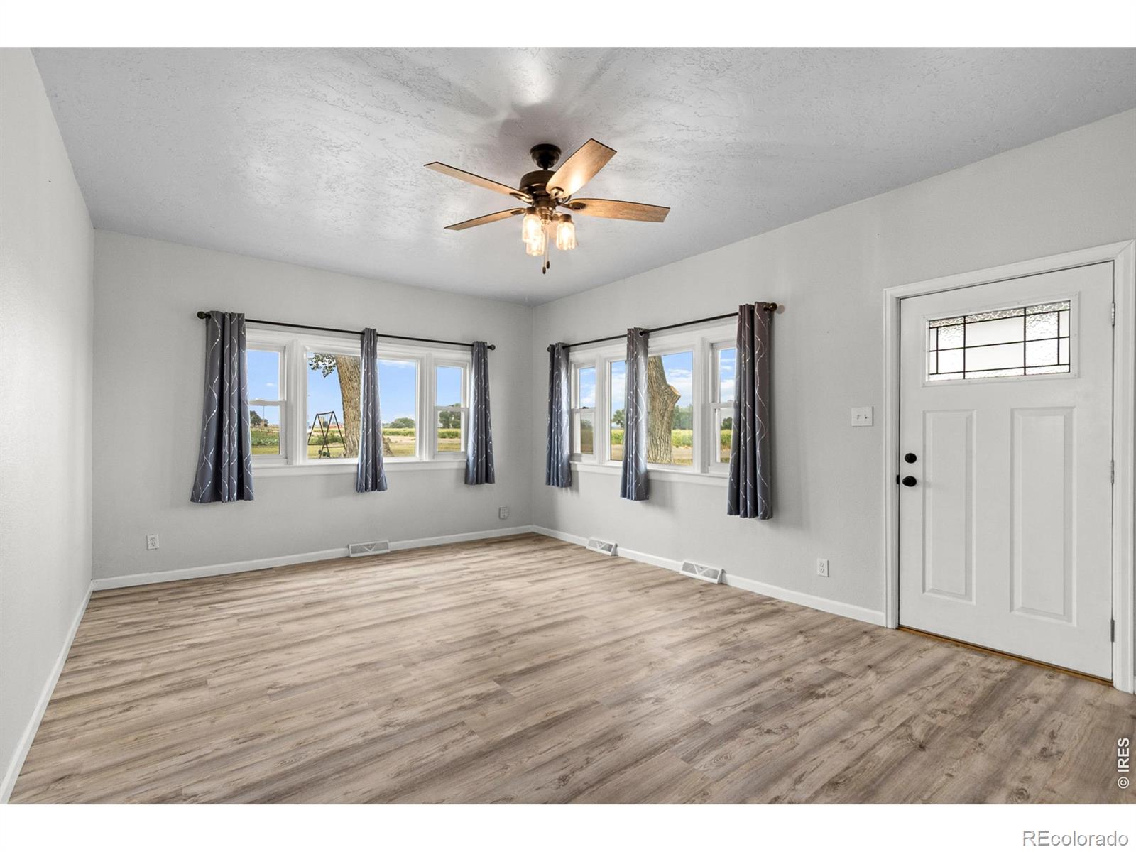 MLS Image #5 for 16524  county road 394 ,la salle, Colorado