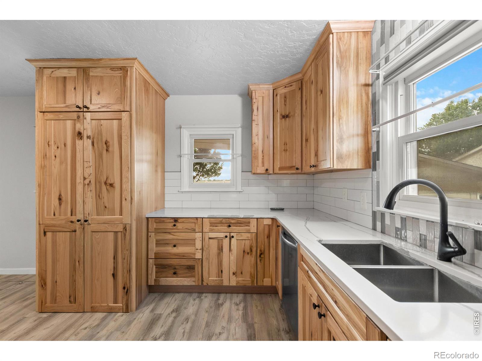 MLS Image #8 for 16524  county road 394 ,la salle, Colorado