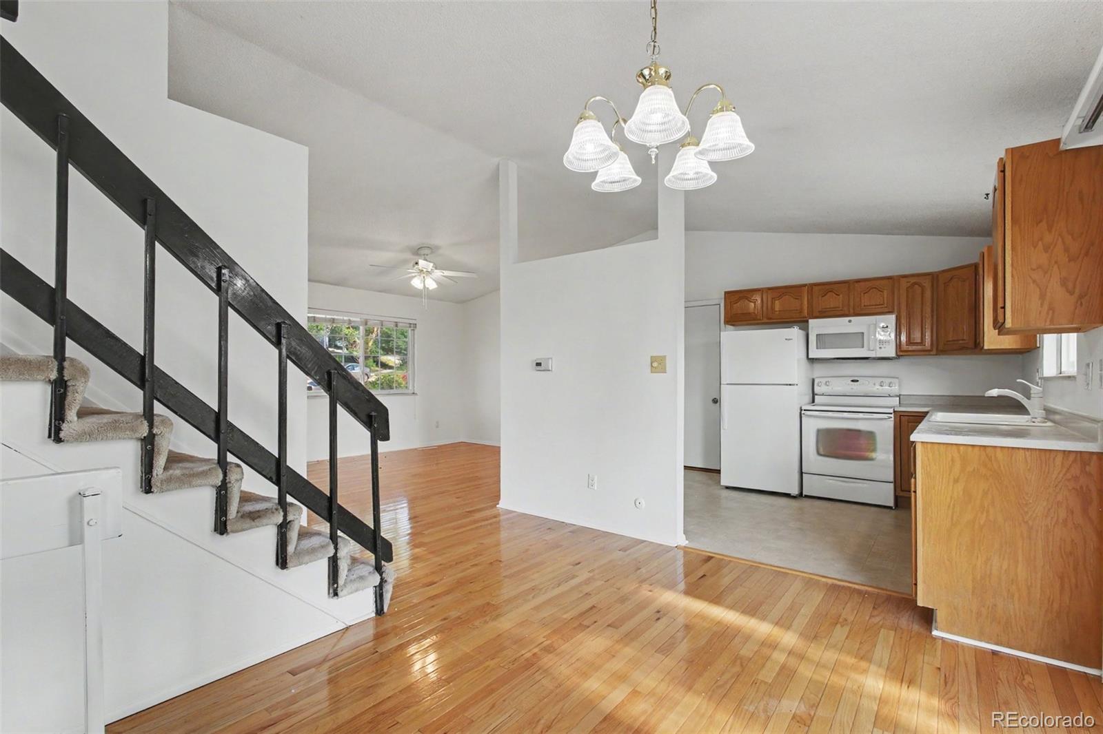 MLS Image #5 for 1065  applewood drive,colorado springs, Colorado