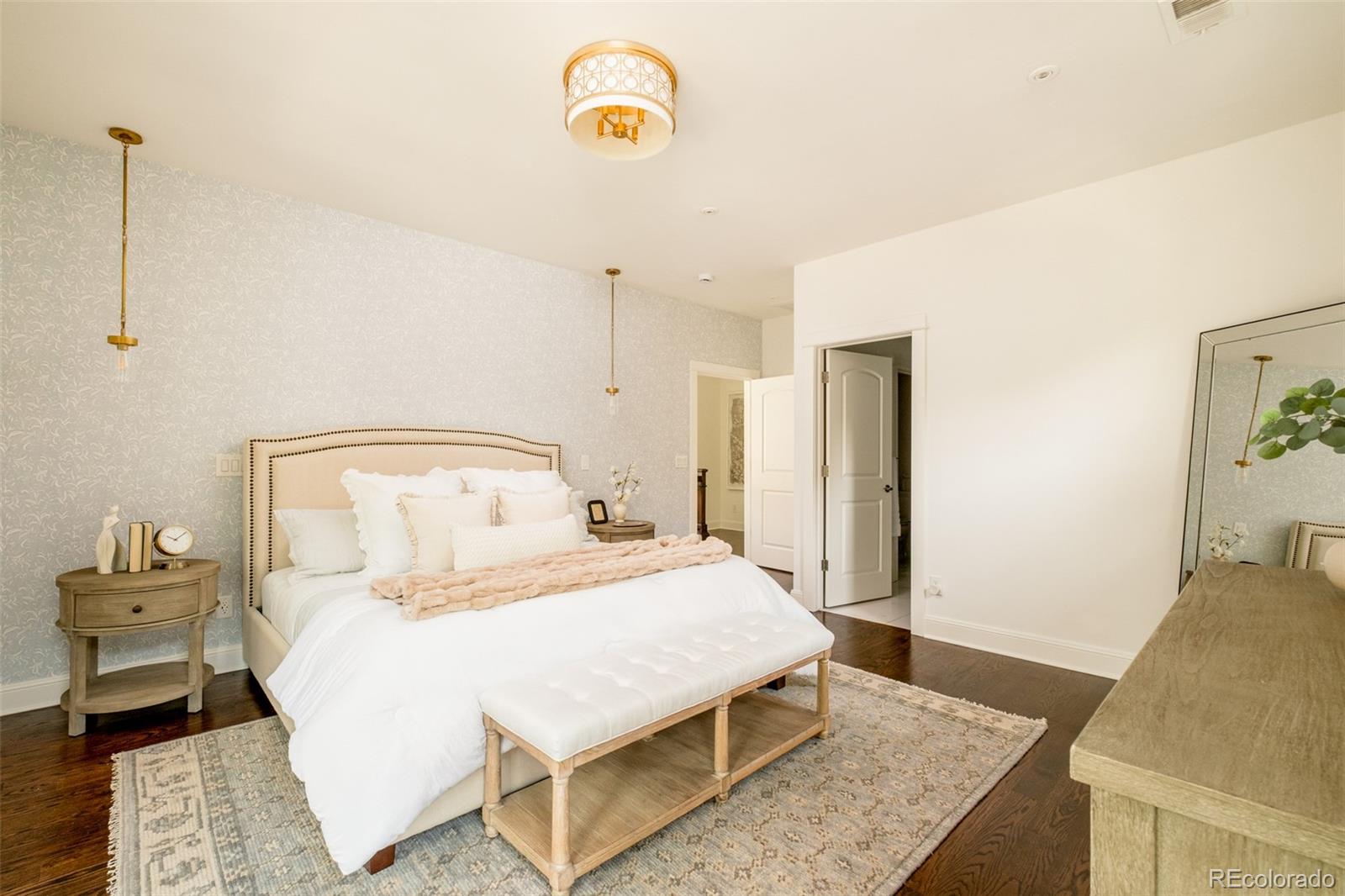MLS Image #17 for 626 s race street,denver, Colorado