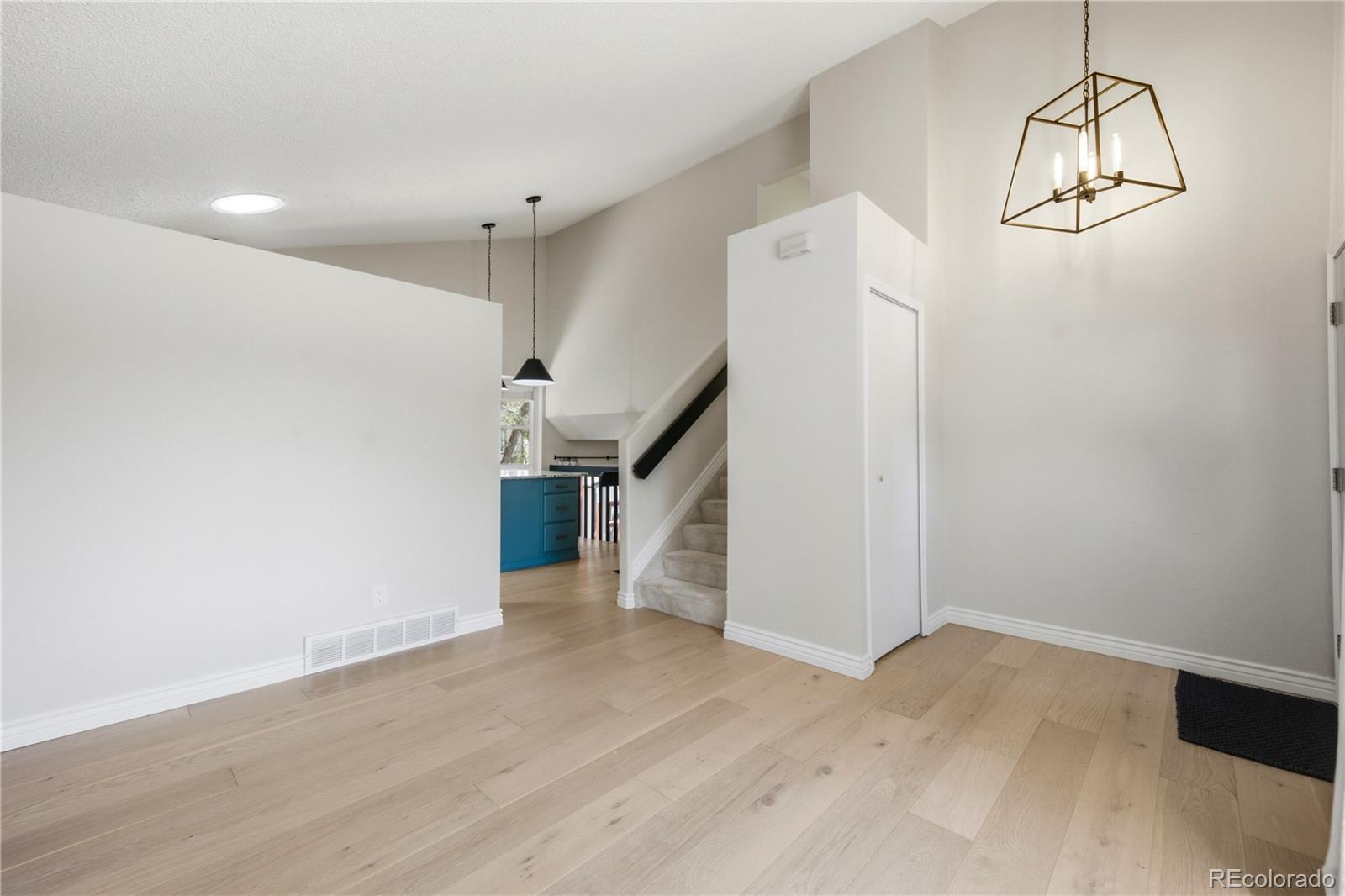MLS Image #5 for 2650  hanovertown drive,colorado springs, Colorado