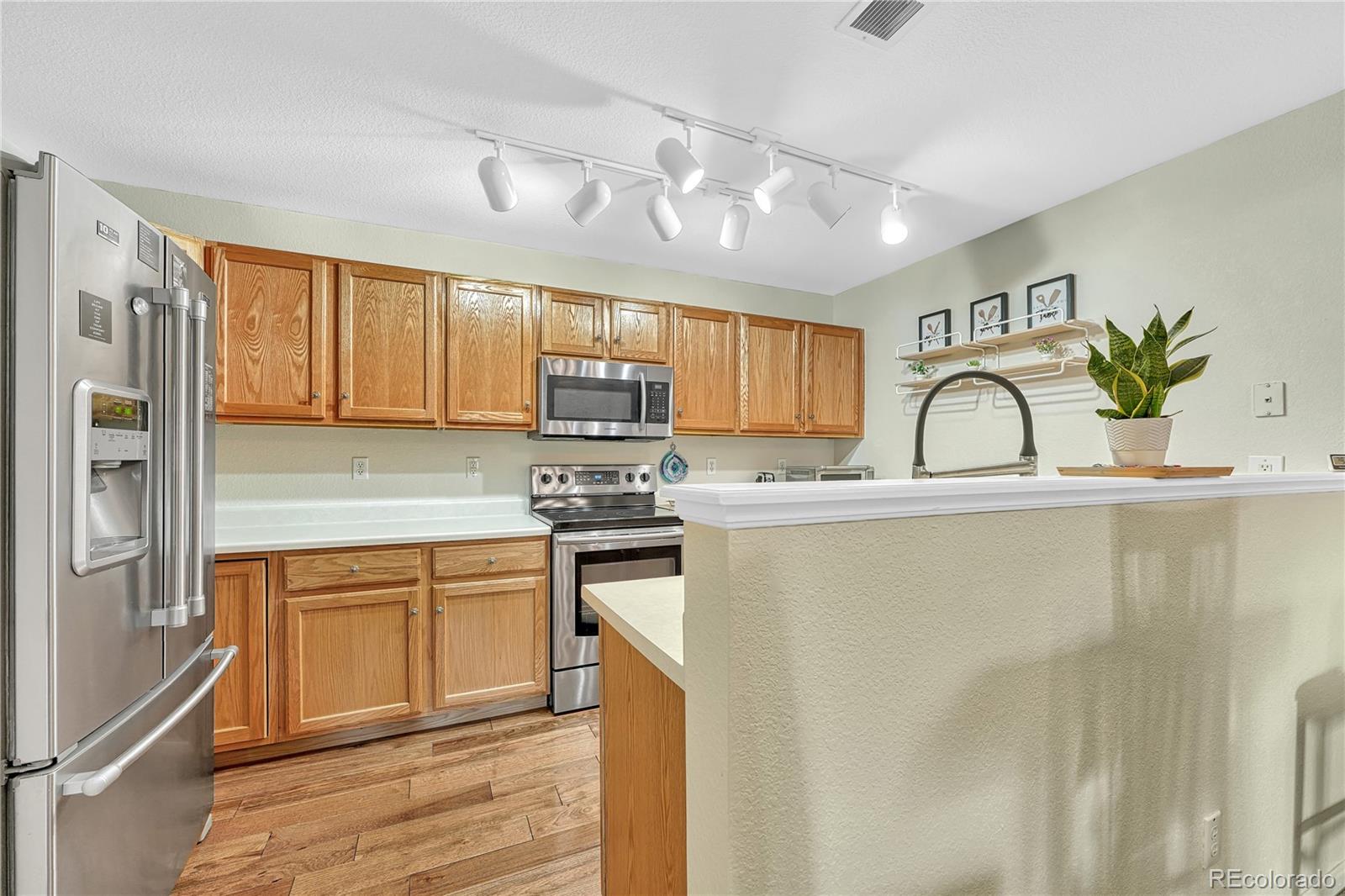 MLS Image #7 for 4251 s blackhawk circle 3c,aurora, Colorado